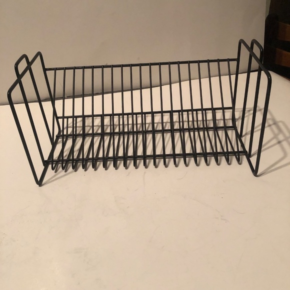 Vintage 1990s CD stand, black heavy wire holds 25 CDs, Organize your CD’s - Picture 8 of 8